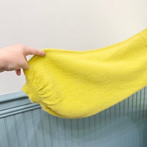 Lumiere Neon Yellow Balloon Sleeve Fuzzy Crewneck Sweater Size Large - Picture 4 of 8